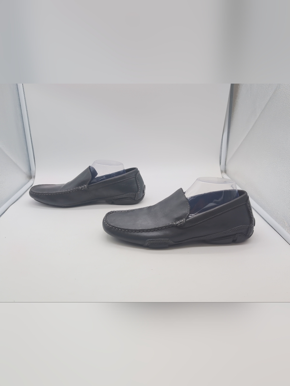 Kenneth Cole Driving Sz 9.5 Men's Black Slip-On Leather Loafers - Picture 3 of 8